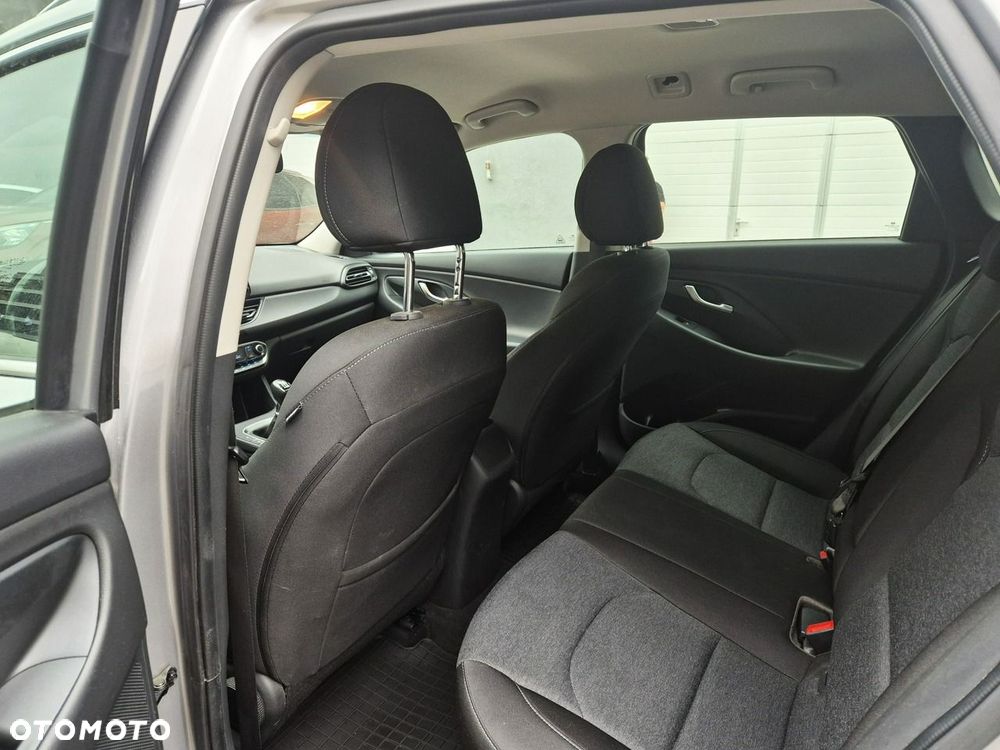 Hyundai i30 1.0 T-GDI Smart - 11