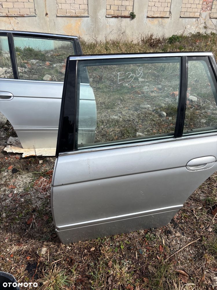 drzwi prawy tyl lewy tył BMW 5 E39 KOMBI - 7