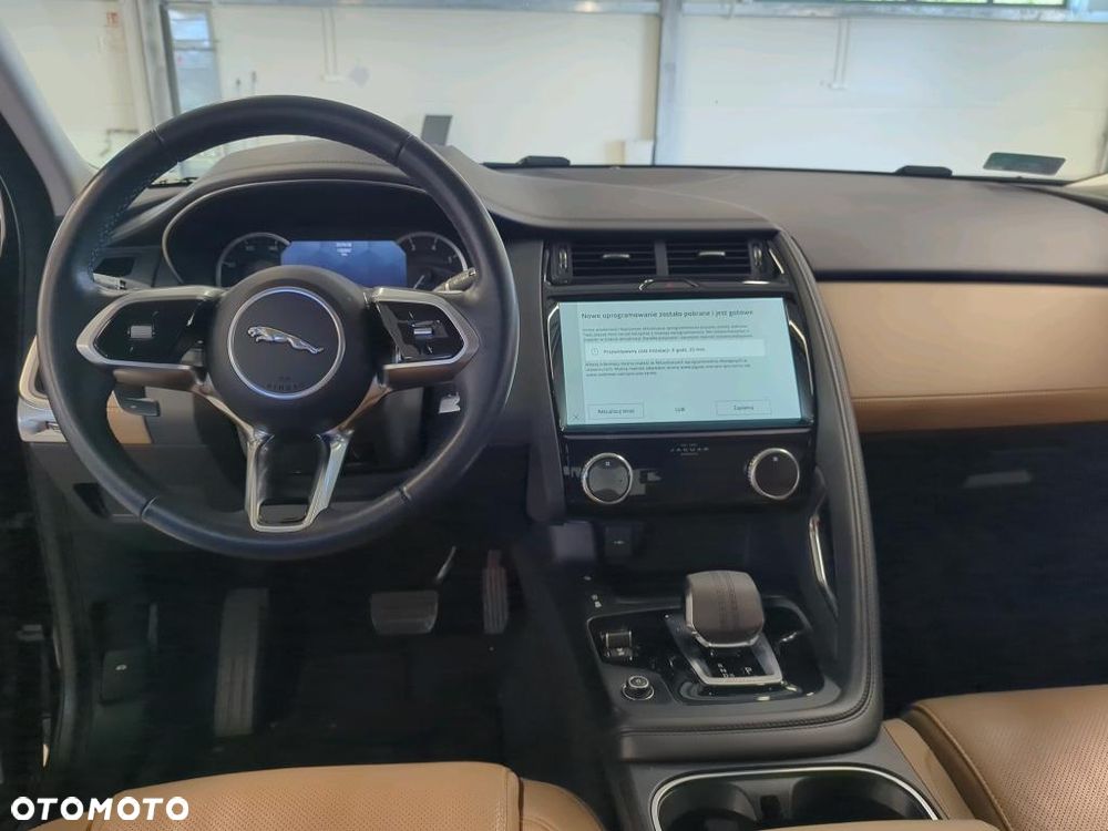 Jaguar E-Pace 1.5 P160 mHEV S - 6