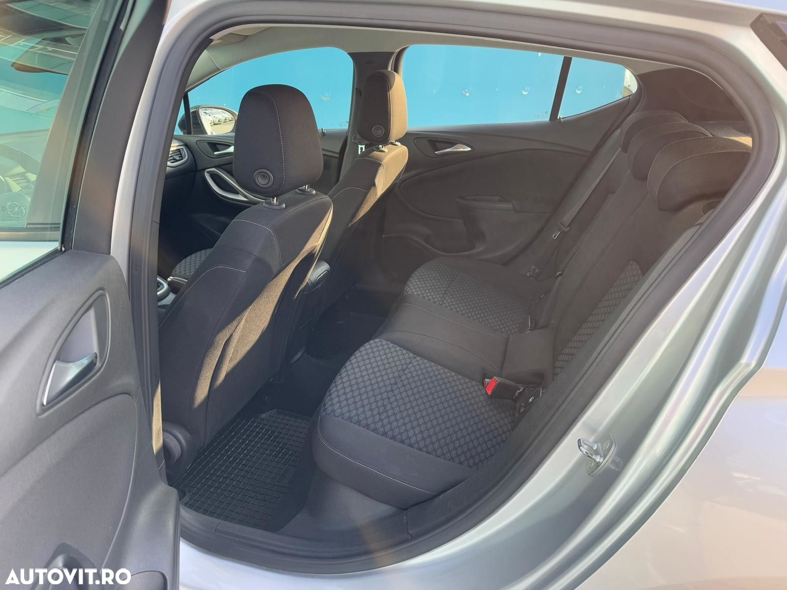 Opel Astra - 10