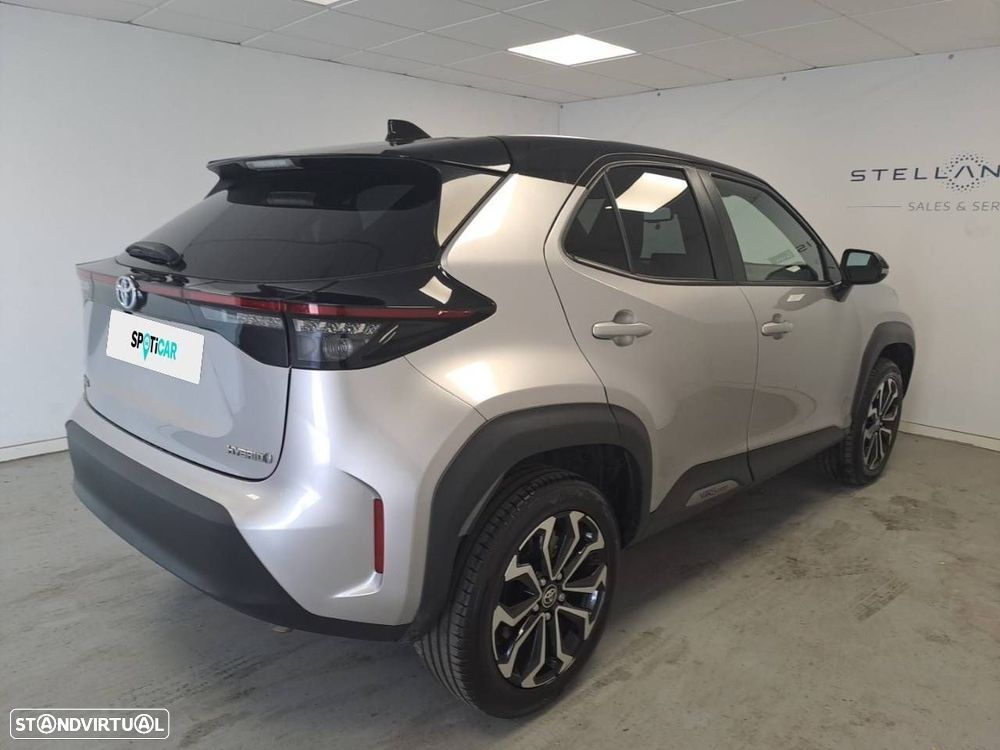 Toyota Yaris Cross 1.5 HDF Comfort - 4