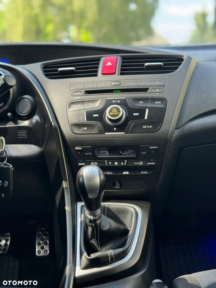 Honda Civic 1.8 Executive NAVI - 35