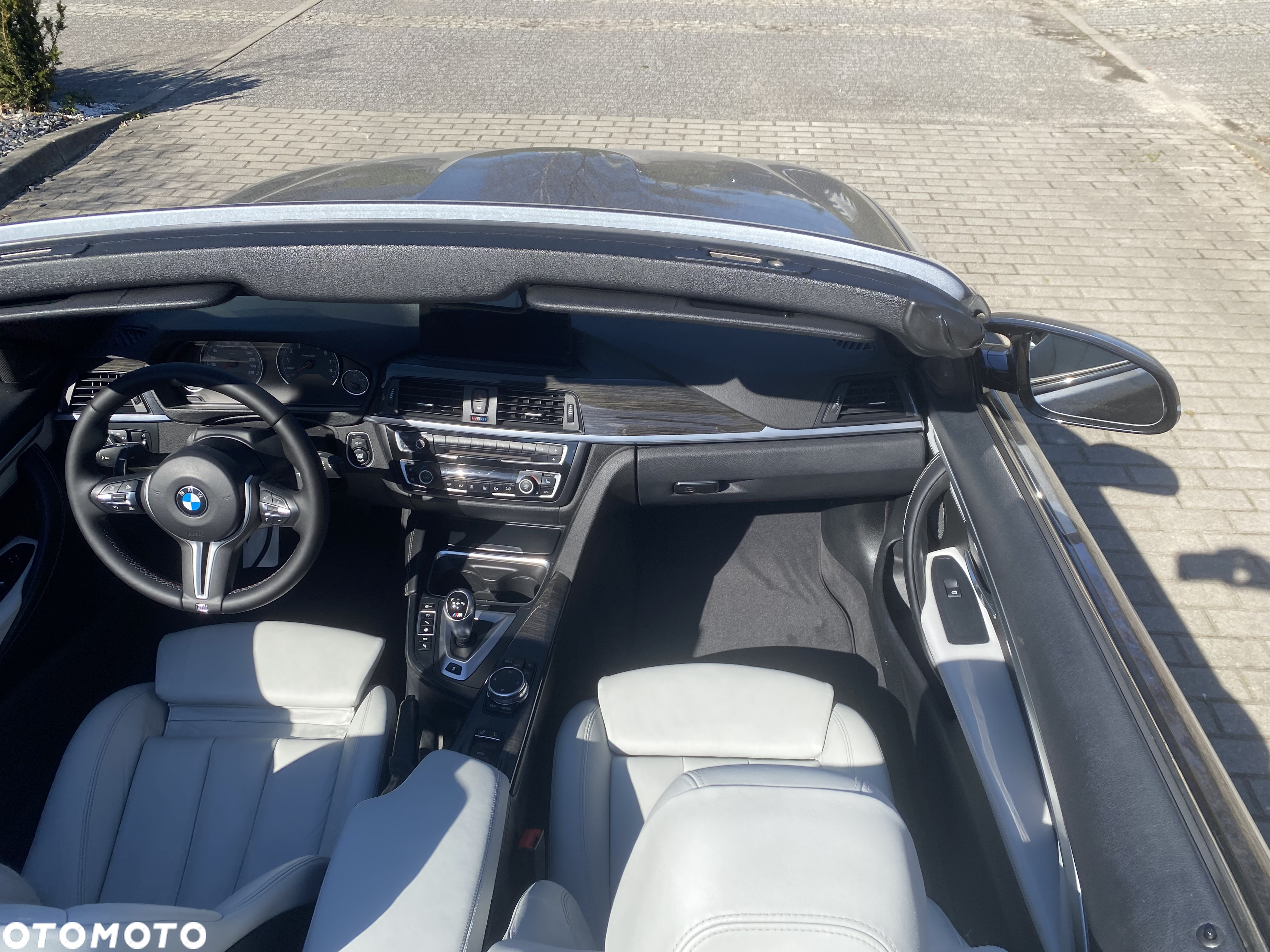 BMW M4 Cabrio DKG - 13