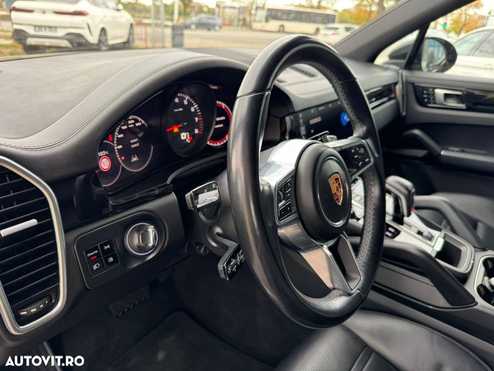 Porsche Cayenne Tiptronic S Platinum Edition - 12