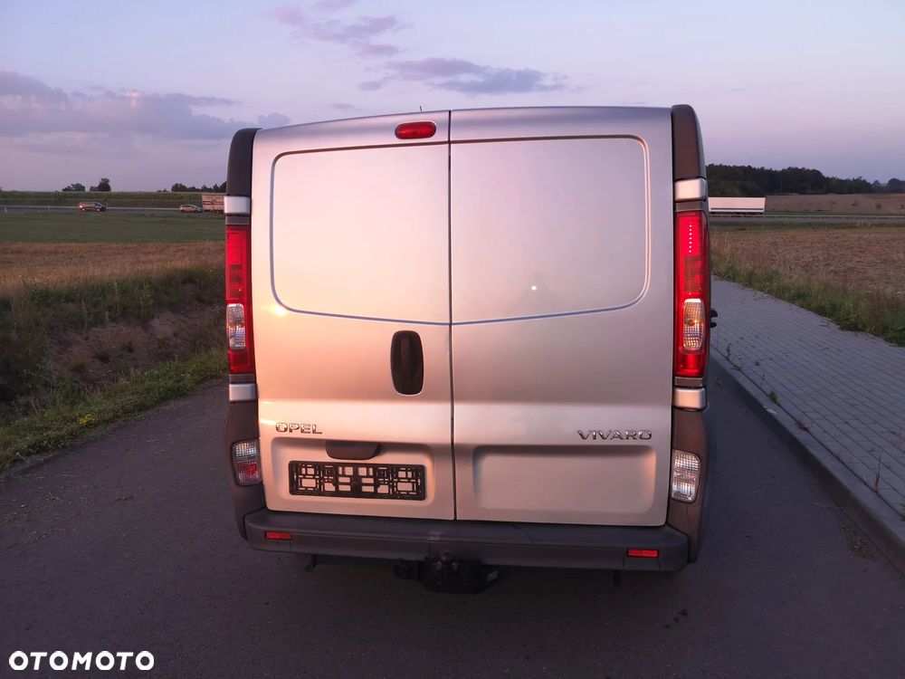 Opel VIVARO - 14
