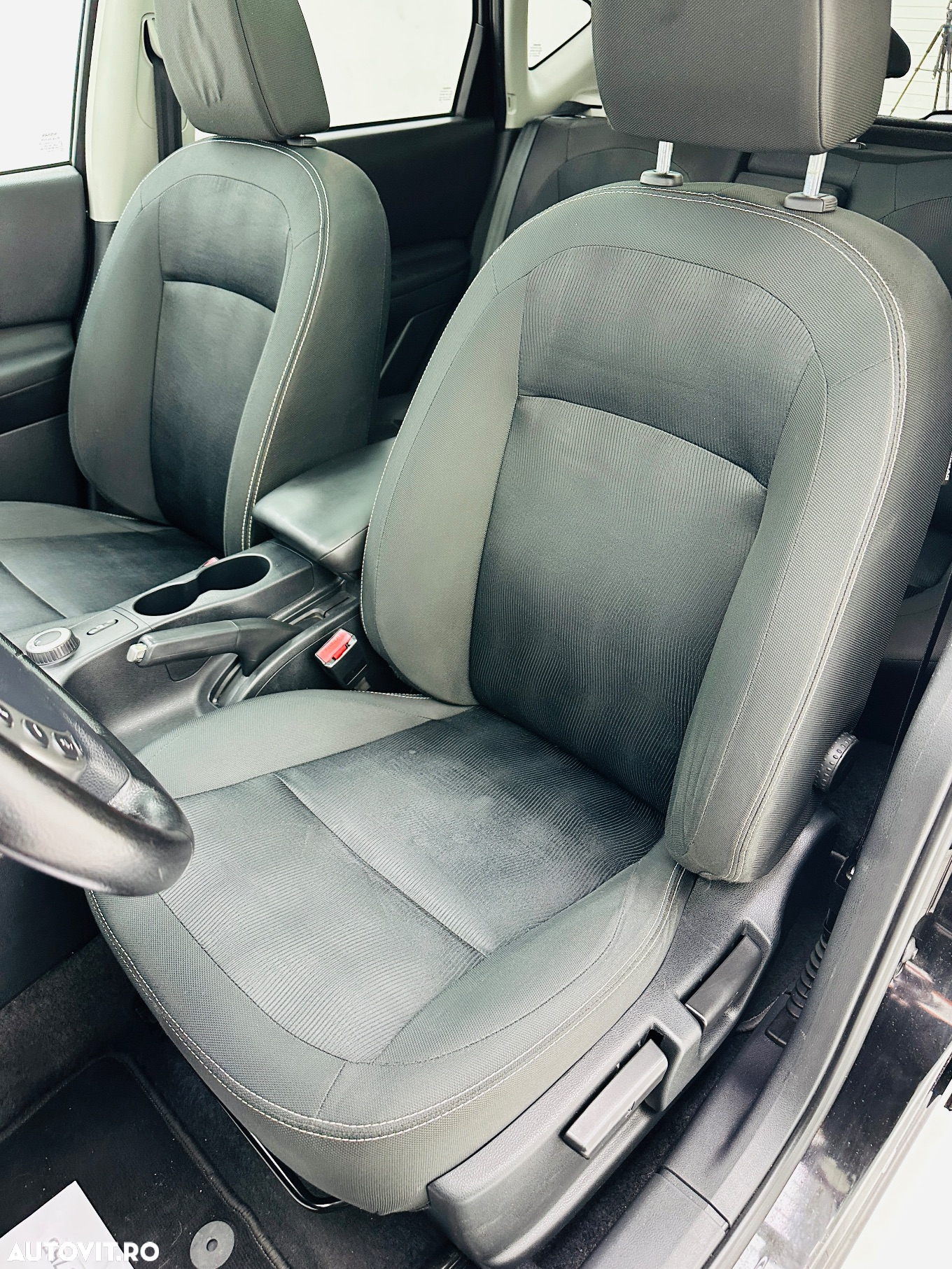 Nissan Qashqai 2.0 DCI 4 x 4 DPF I-Way - 13
