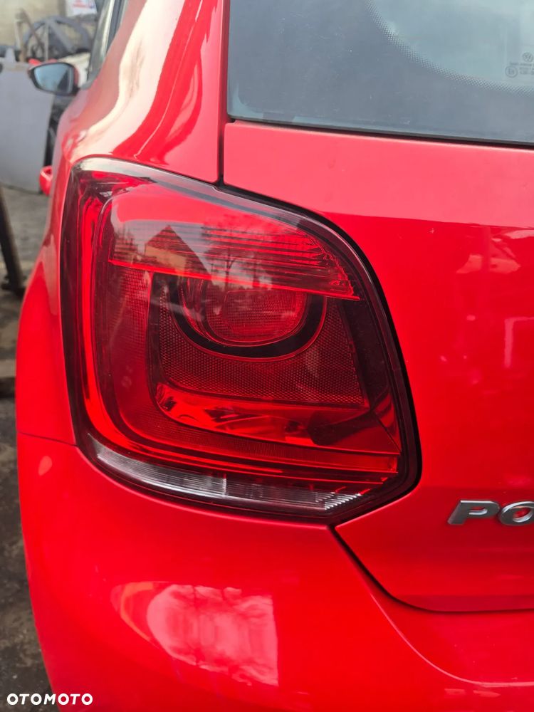 Lampa lewy tył vw polo V  6R - 1