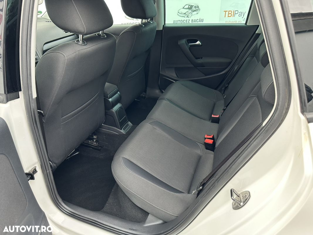 Volkswagen Polo 1.4 DSG Team - 14