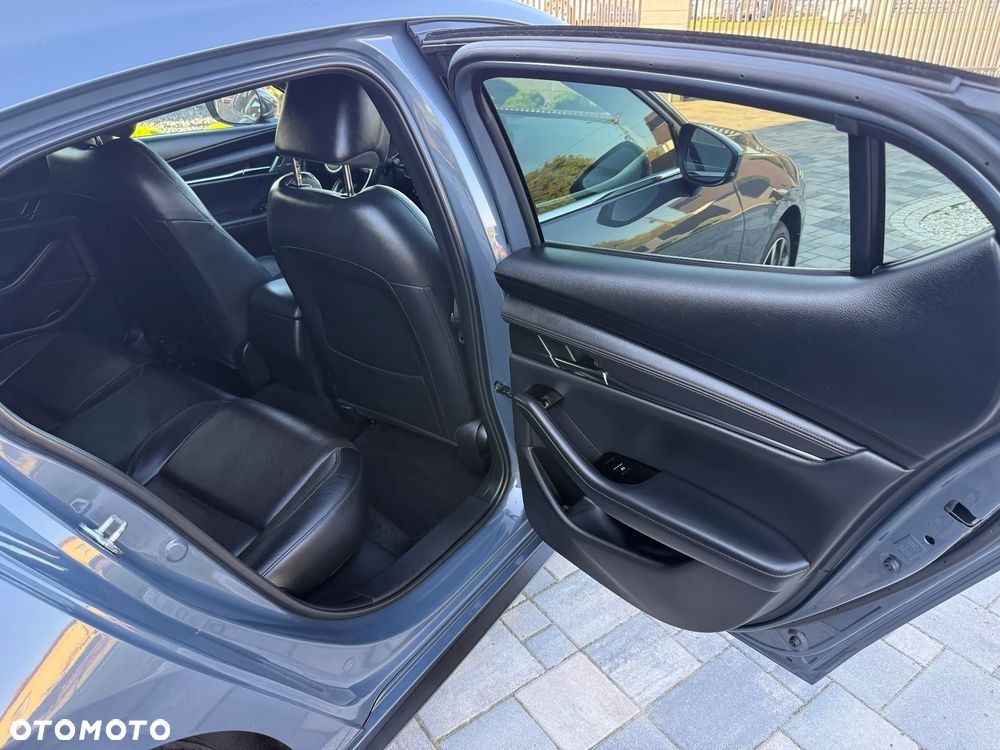 Mazda 3 SKYACTIV-D 1.8 - 25