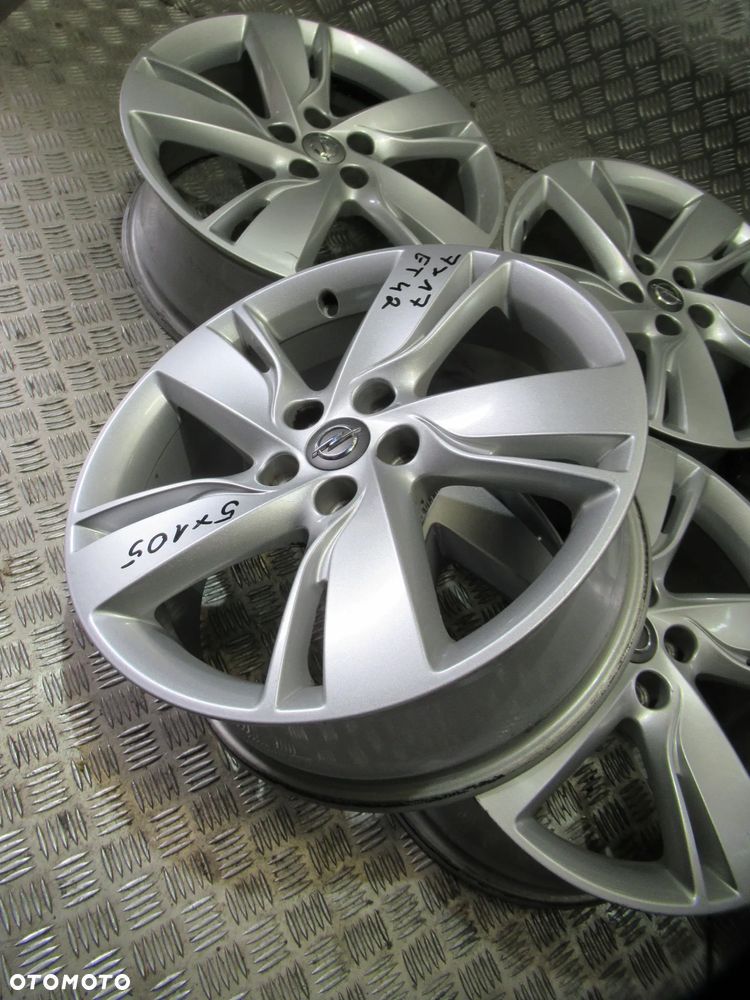 Felgi Opel Astra J K Mokka 7Jx17 et42 5x105 - 3