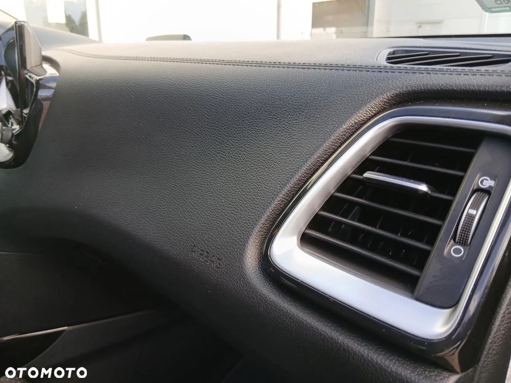 Kia Ceed 1.6 GDI PHEV L Business Line DCT - 23