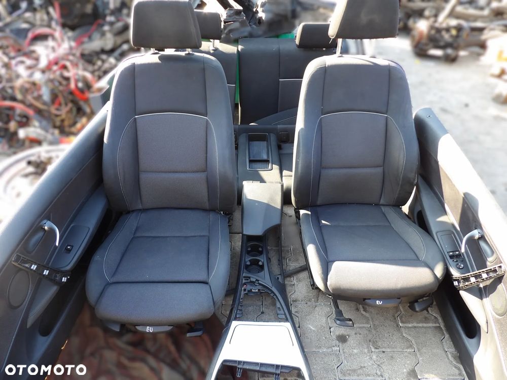 BMW - E81 - FOTELE , KANAPA , BOCZKI , TUNEL ŚRODKOWY  - EUROPA - NIE OGRZEWANE - 1