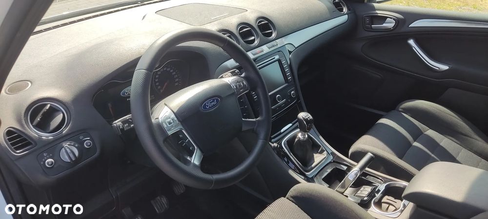 Ford S-Max 2.0 TDCi DPF Champions Edition - 10