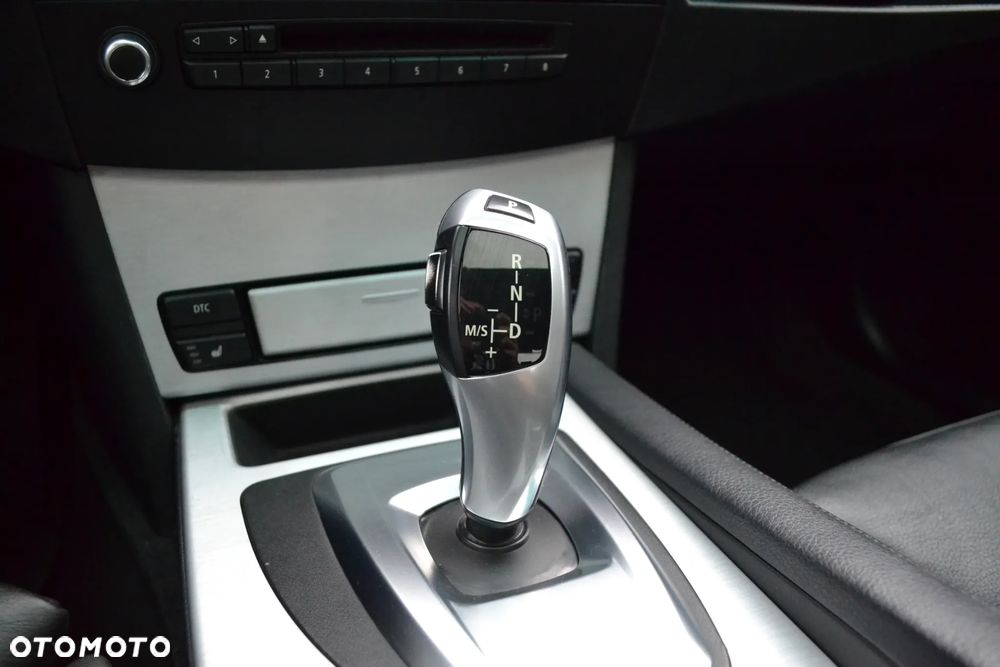 BMW Seria 5 530i xDrive - 9