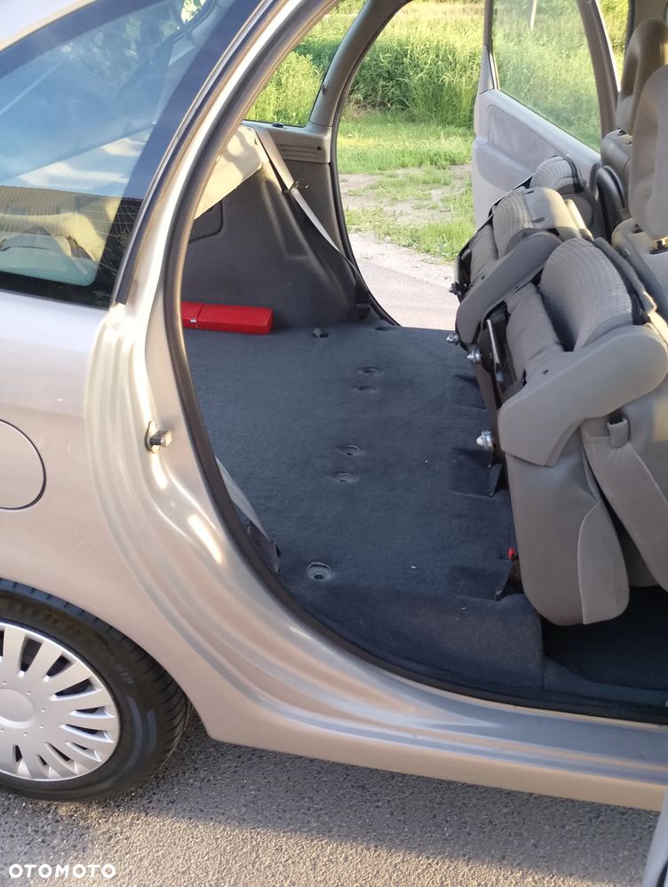 Citroën Xsara Picasso - 19