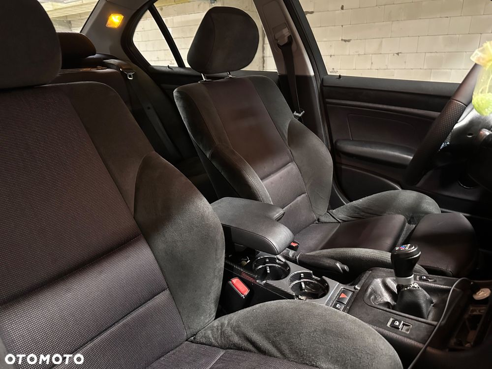 BMW Seria 3 318i - 17