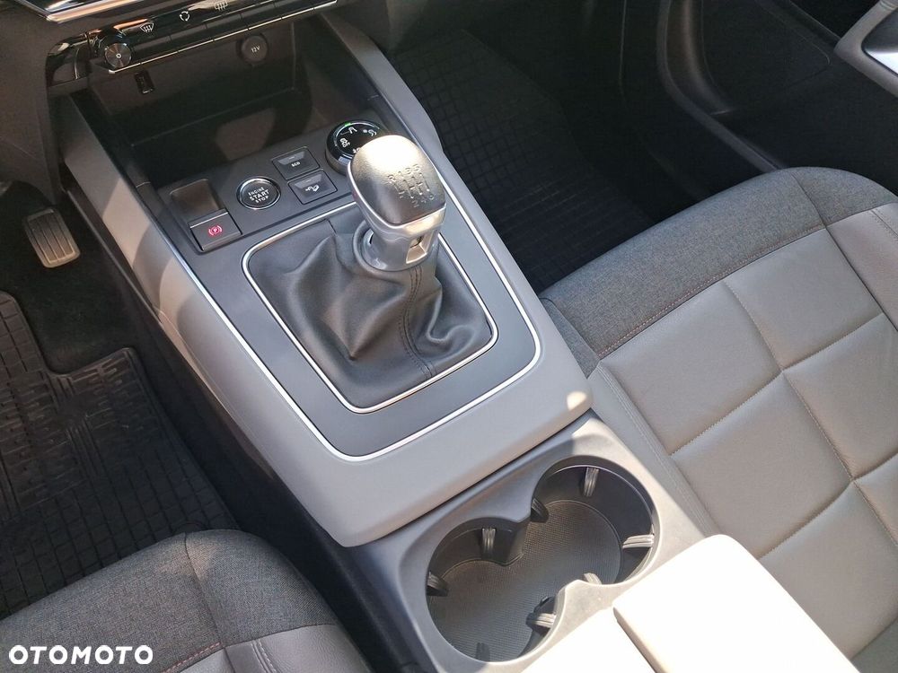 Citroën C5 Aircross 1.2 PureTech Feel - 24