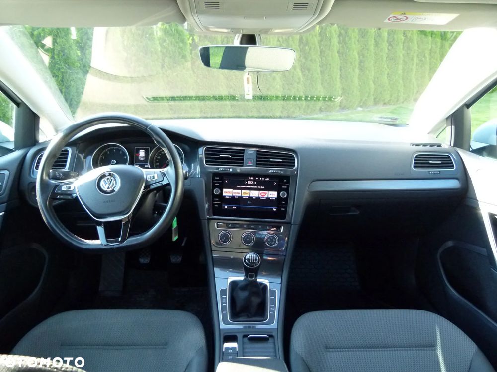 Volkswagen Golf 1.4 TSI BMT Comfortline - 10
