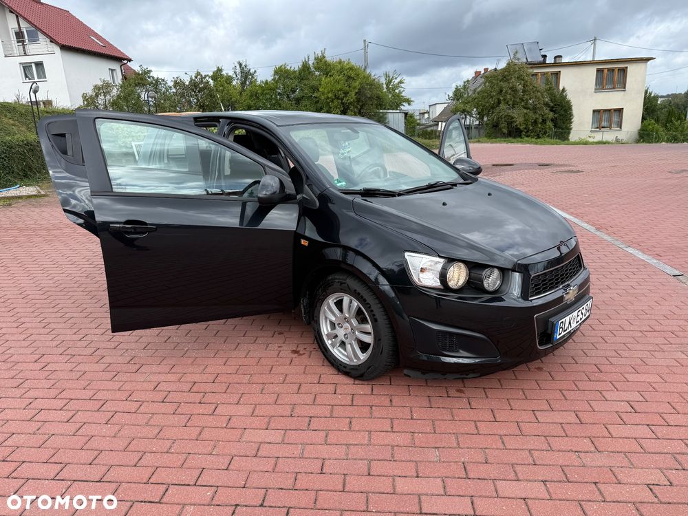 Chevrolet Aveo 1.4 16V LT - 13