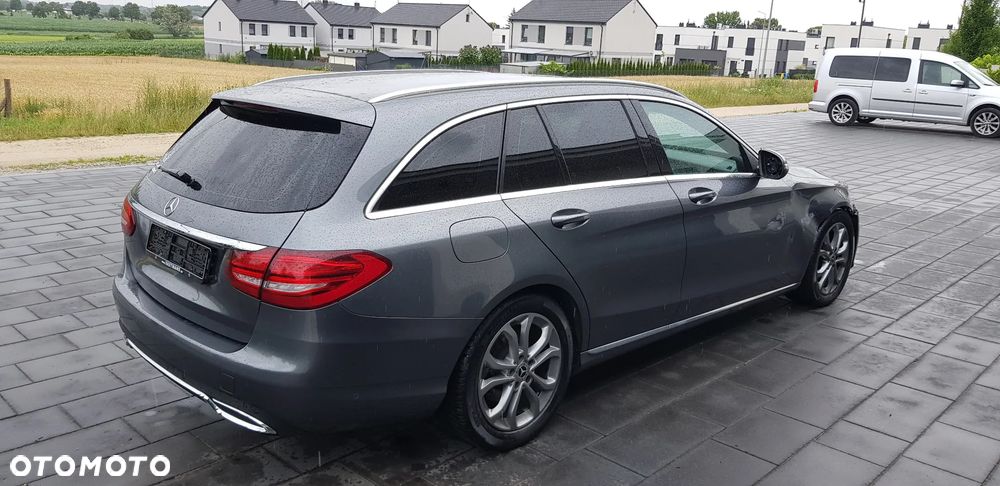 Mercedes-Benz Klasa C 200 CDI DPF Automatik Special Edition - 8