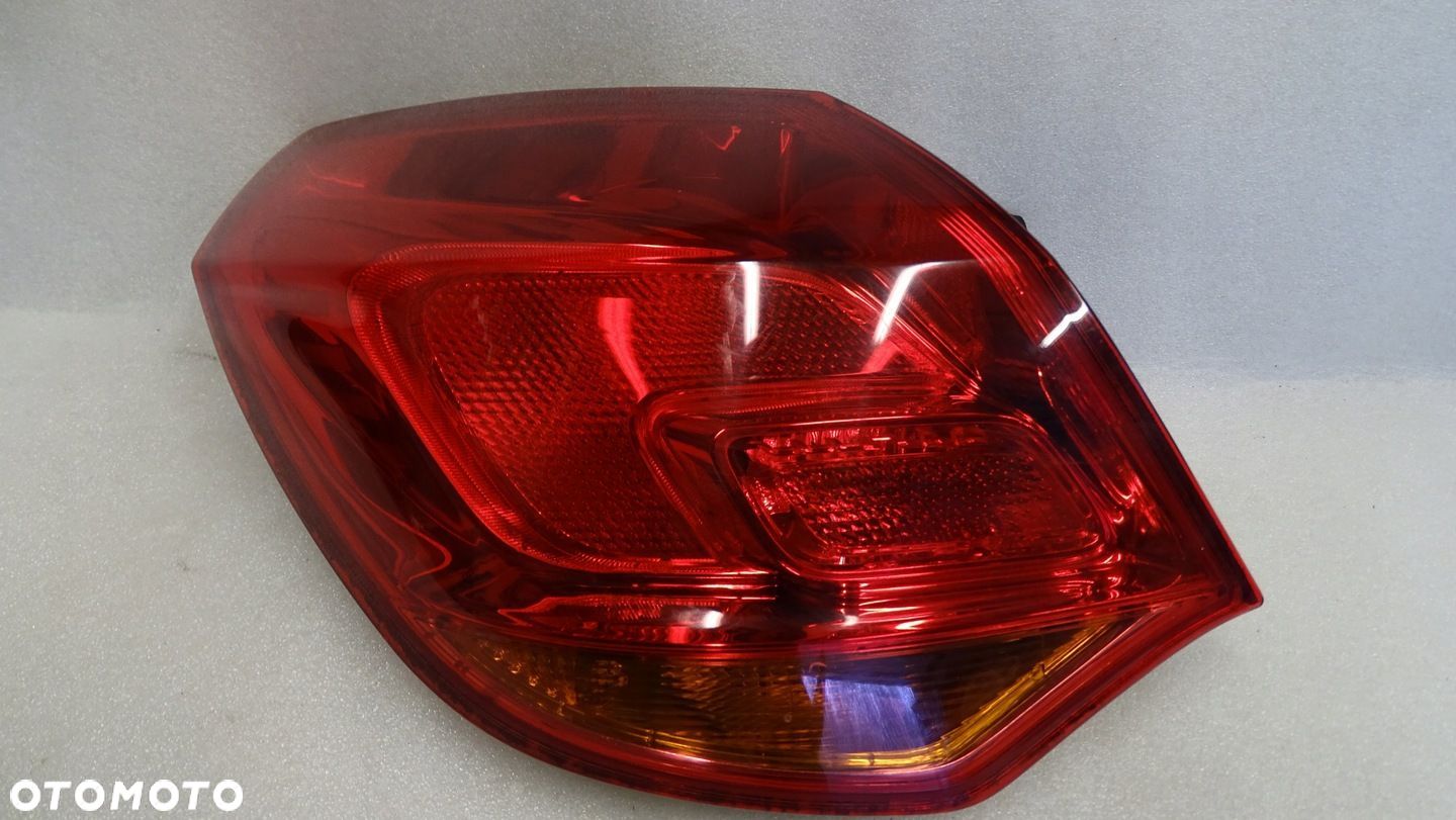OPEL ASTRA J H/B - lampa tylna lewa - 1