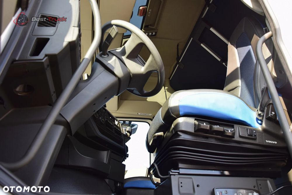 Volvo FH 500 XL |  FULL LED | I-PARK COOL |  ZBIORNIKI 1175 L |  I-SAVE  |  STANDARD - 29