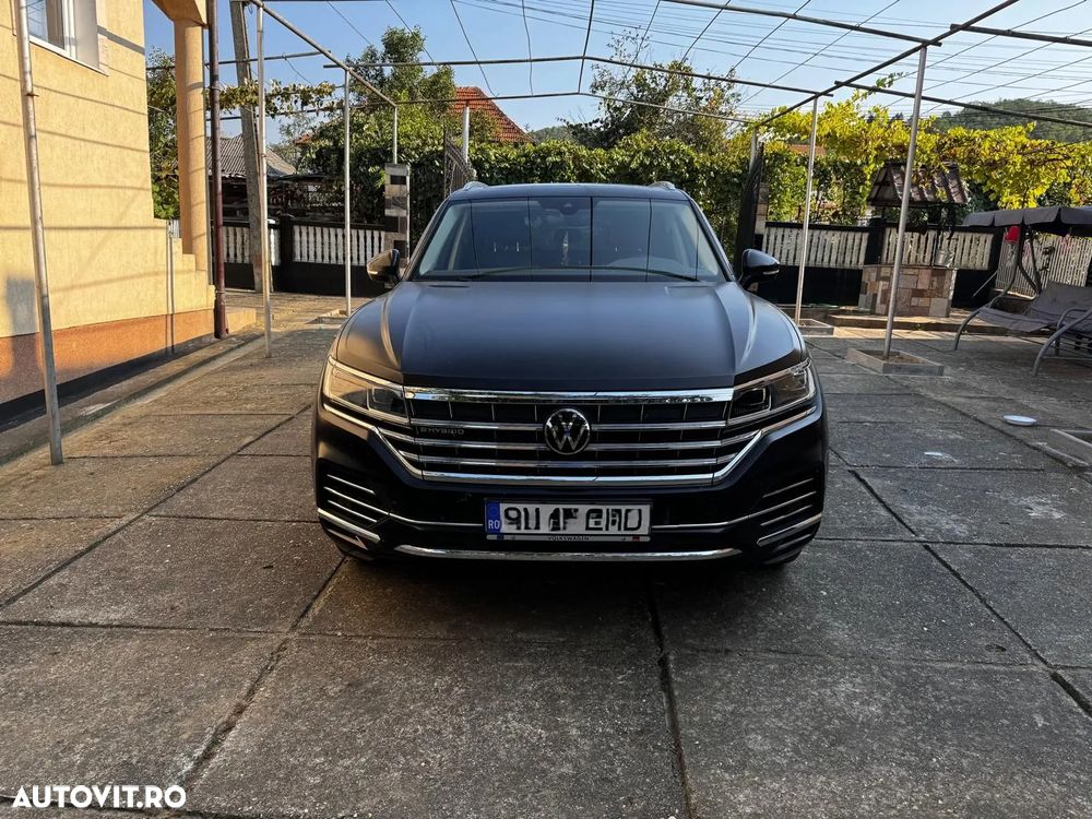 Volkswagen Touareg 3.0 V6 e-Hybrid 4Motion Aut. Atmosphere - 2
