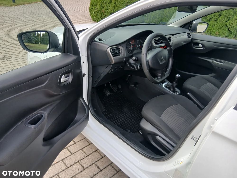 Peugeot 301 - 10