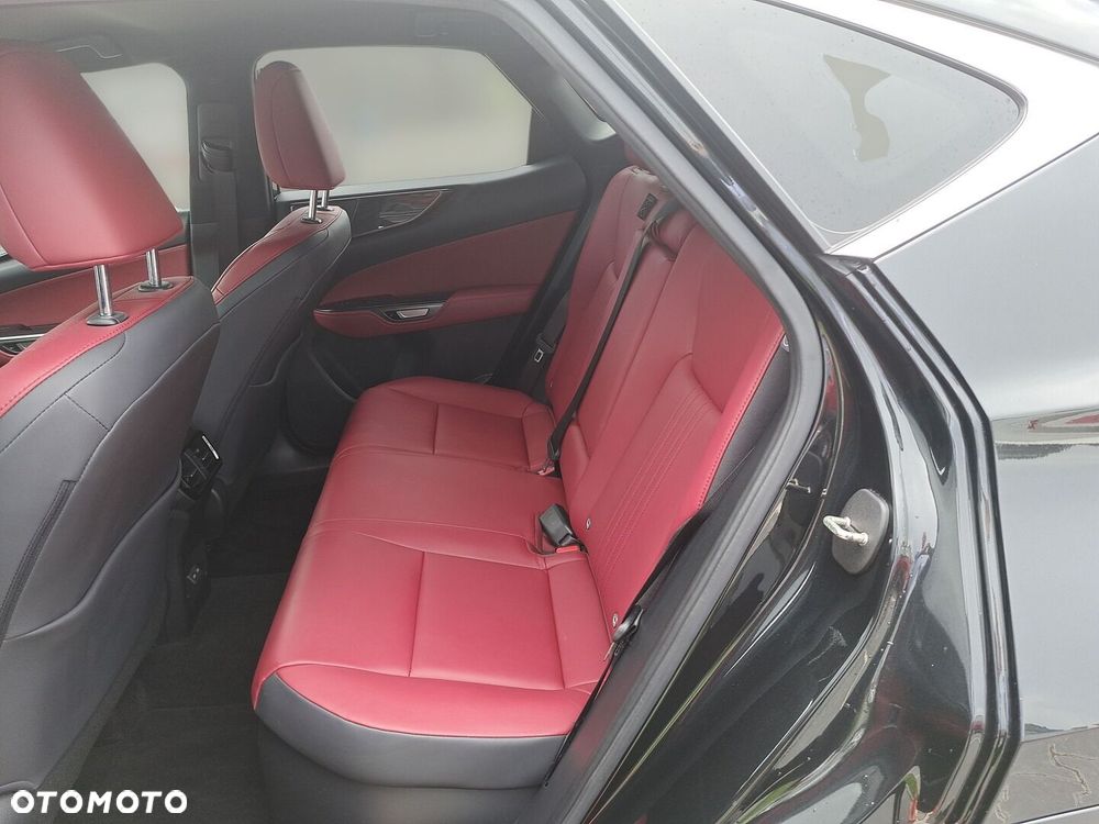 Lexus NX 350h Prestige AWD - 22