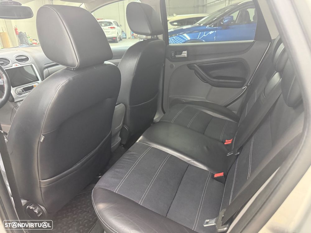 Ford Focus 1.6 TDCi Titanium - 11