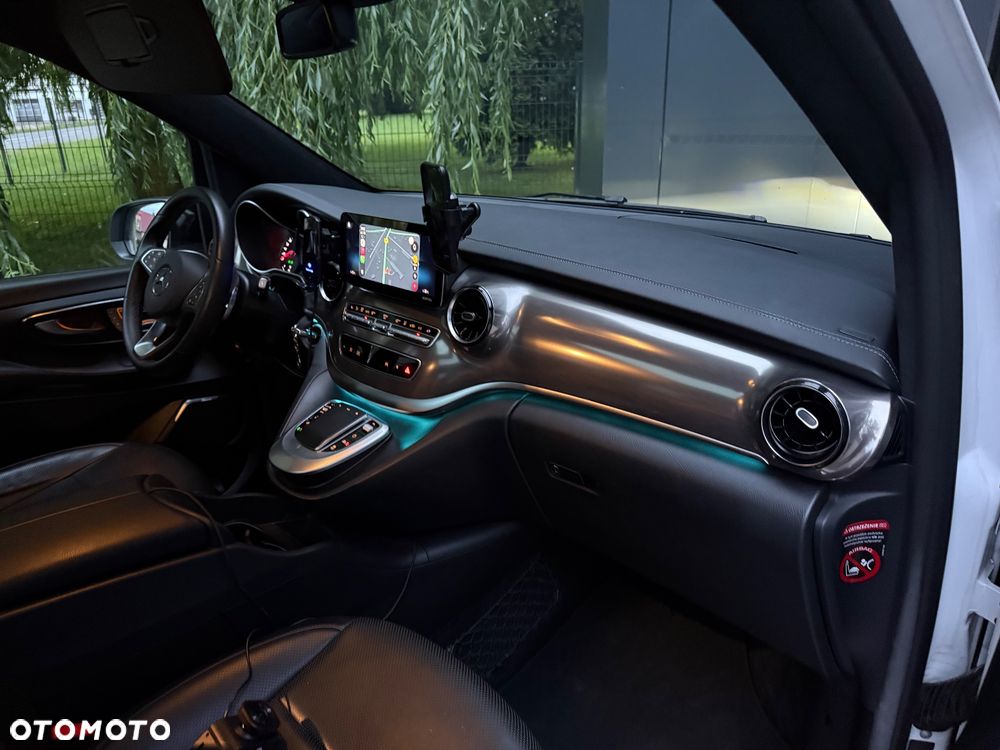 Mercedes-Benz Klasa V 300 d 4-Matic Exclusive 9G-Tronic (d³ugi) - 26