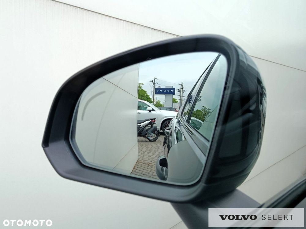 Volvo XC 40 - 12
