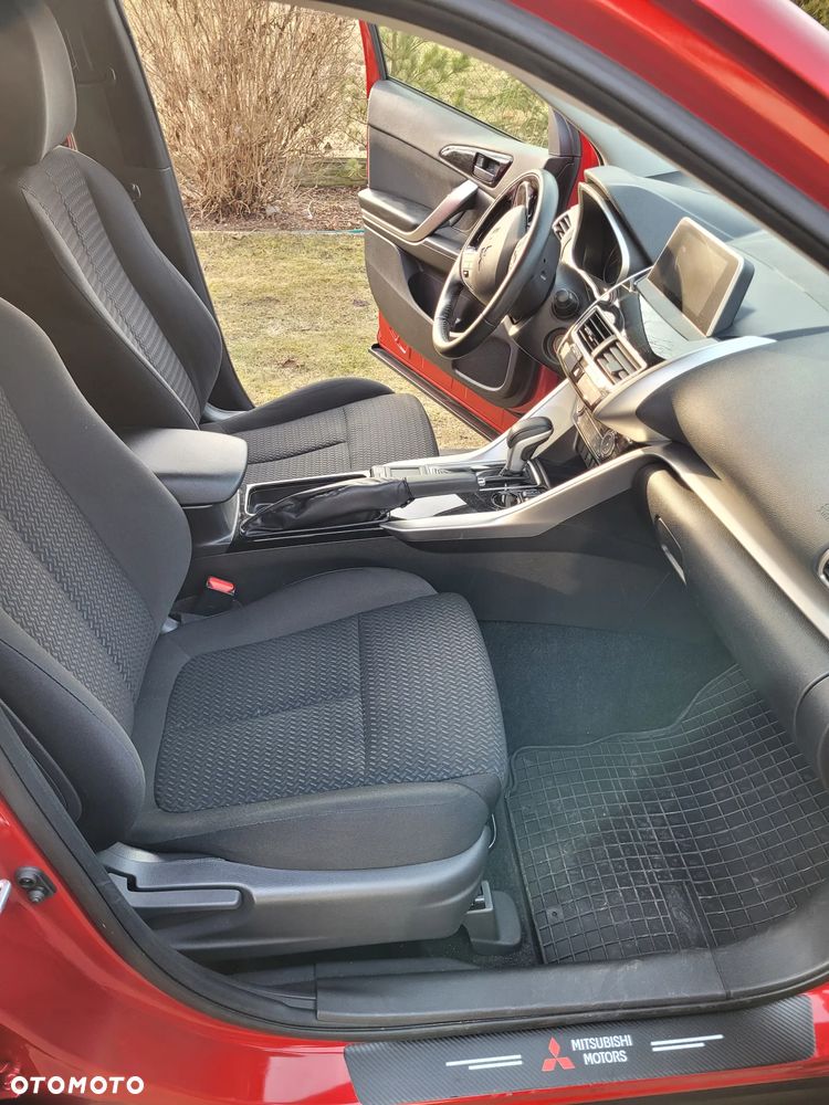 Mitsubishi Eclipse Cross 1.5 T-MIVEC (ClearTec) CVT 2WD Active - 3