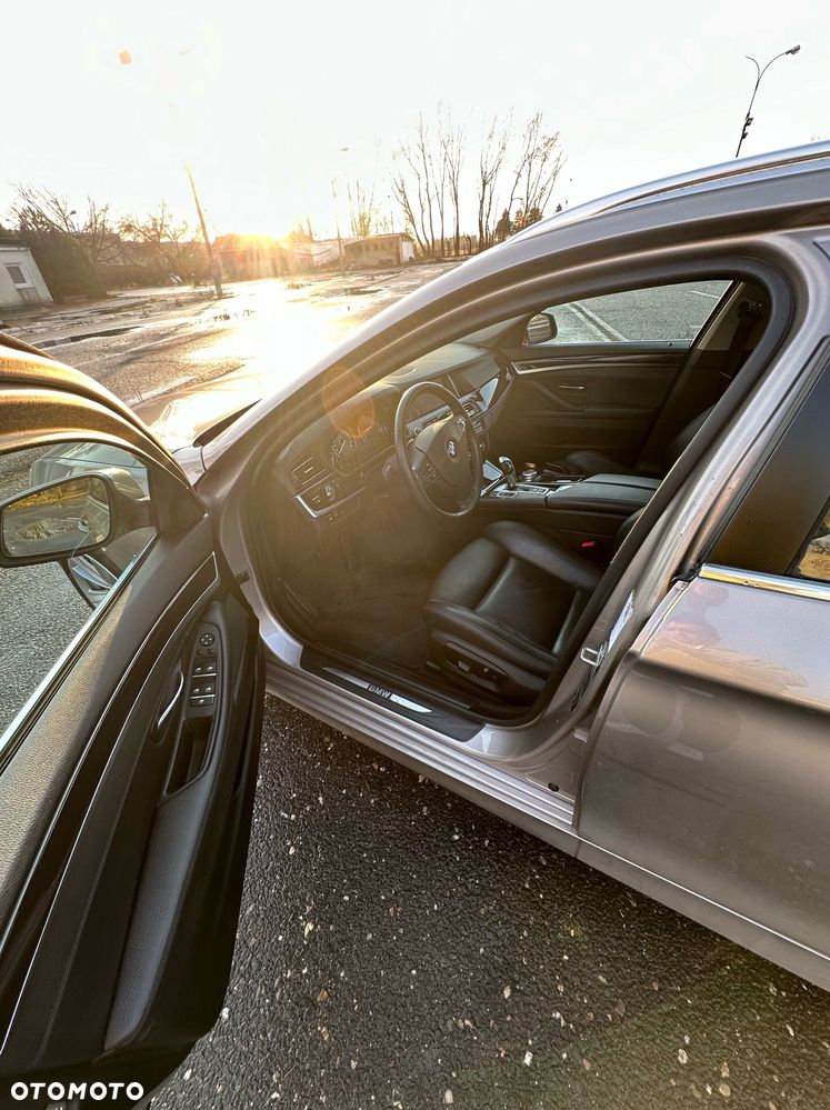 BMW Seria 5 520d Luxury Line - 19