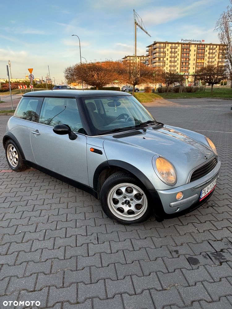 MINI Cooper Standard - 6