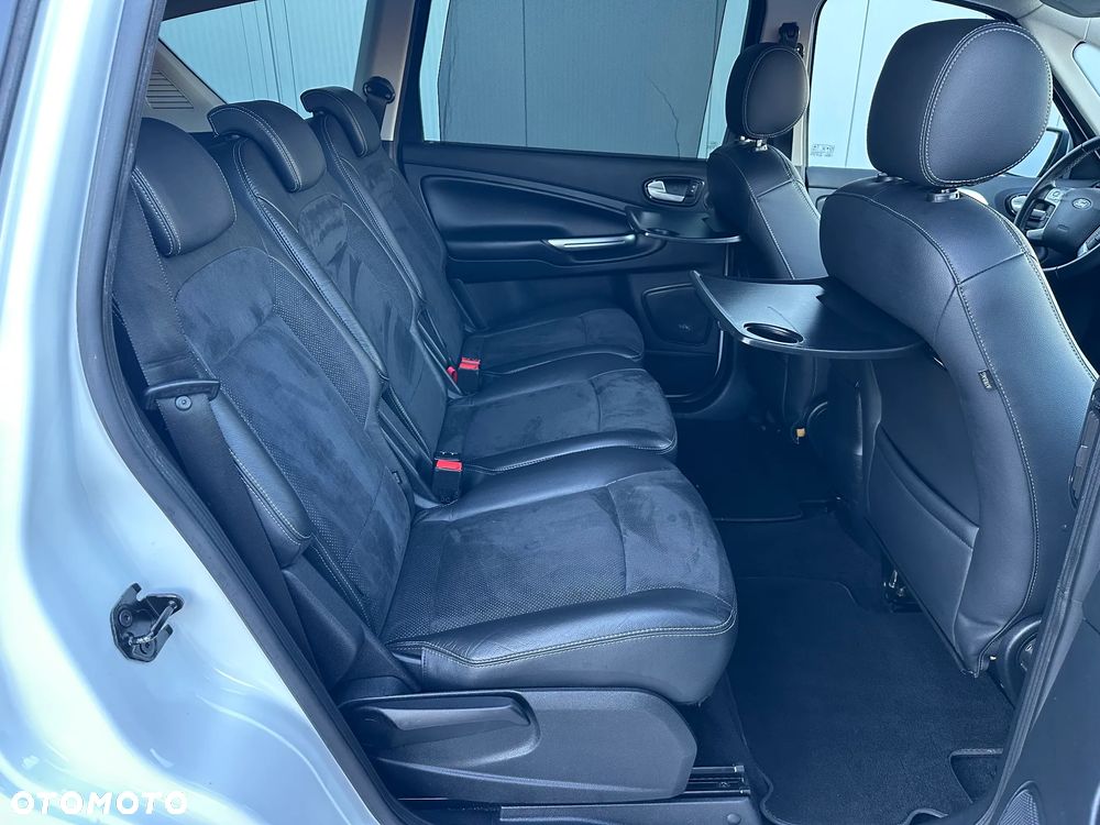 Ford S-Max 2.0 TDCi Titanium - 16