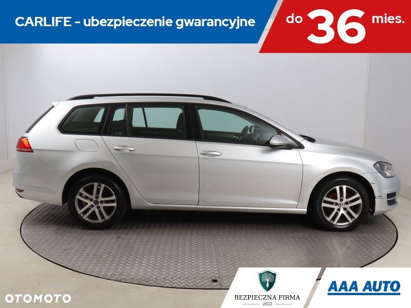 Volkswagen Golf Variant - 8