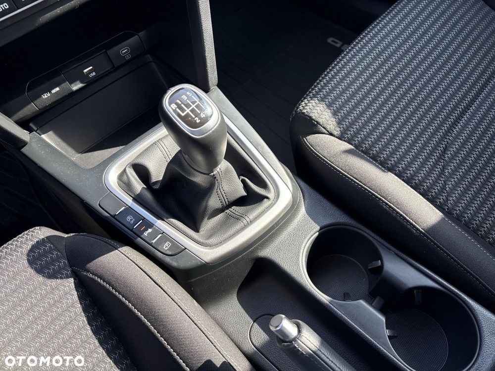 Kia Ceed - 15