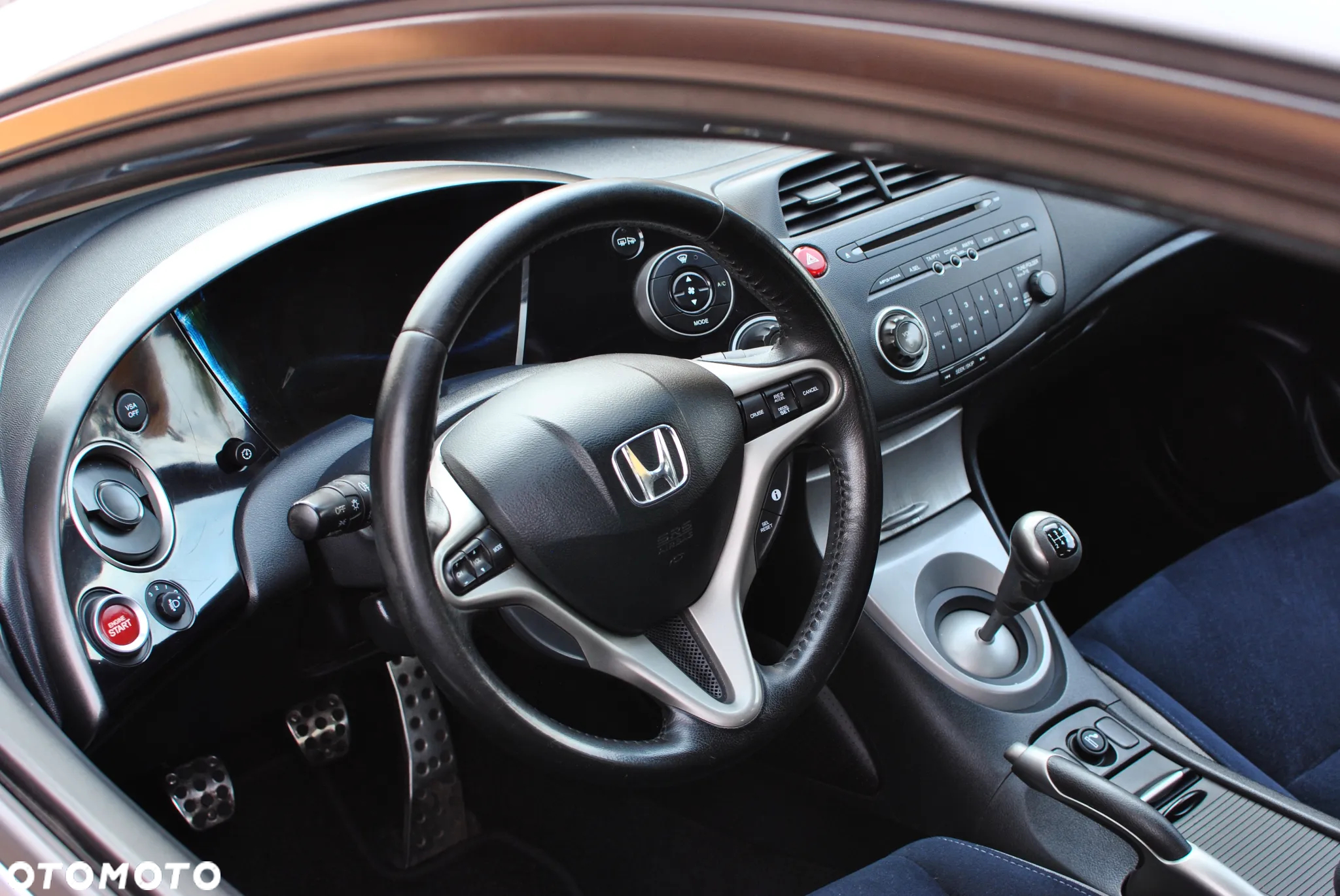 Honda Civic 1.8 Sport - 24