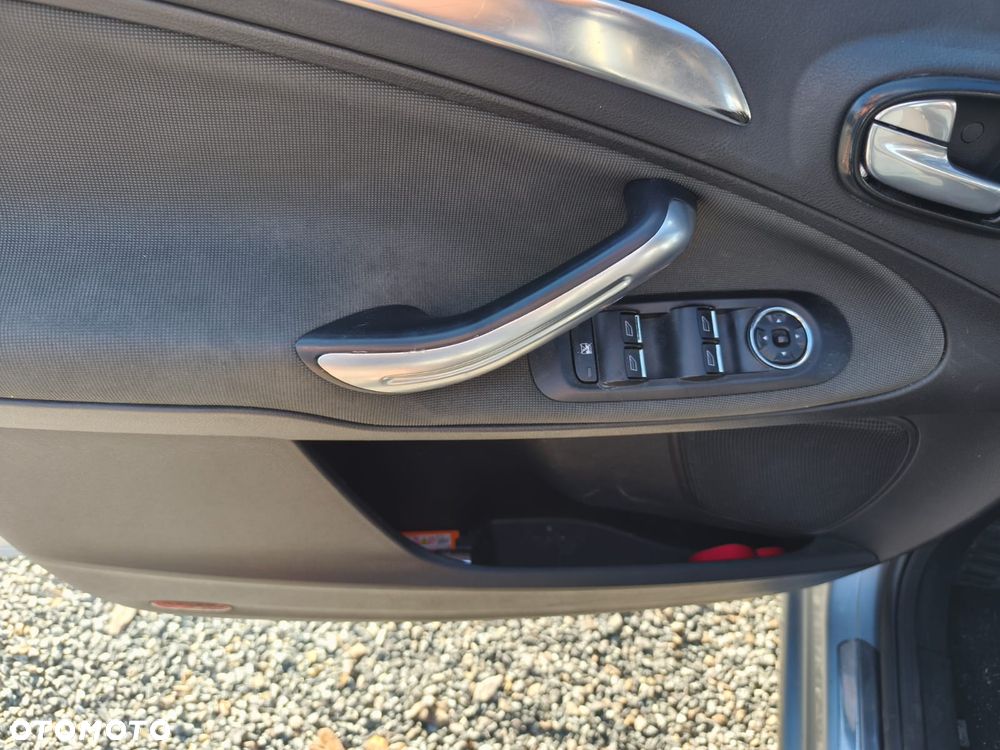 Ford S-Max 2.5 Trend - 22