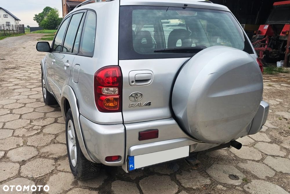 Toyota RAV4 2.0 D-4D 4x4 - 3