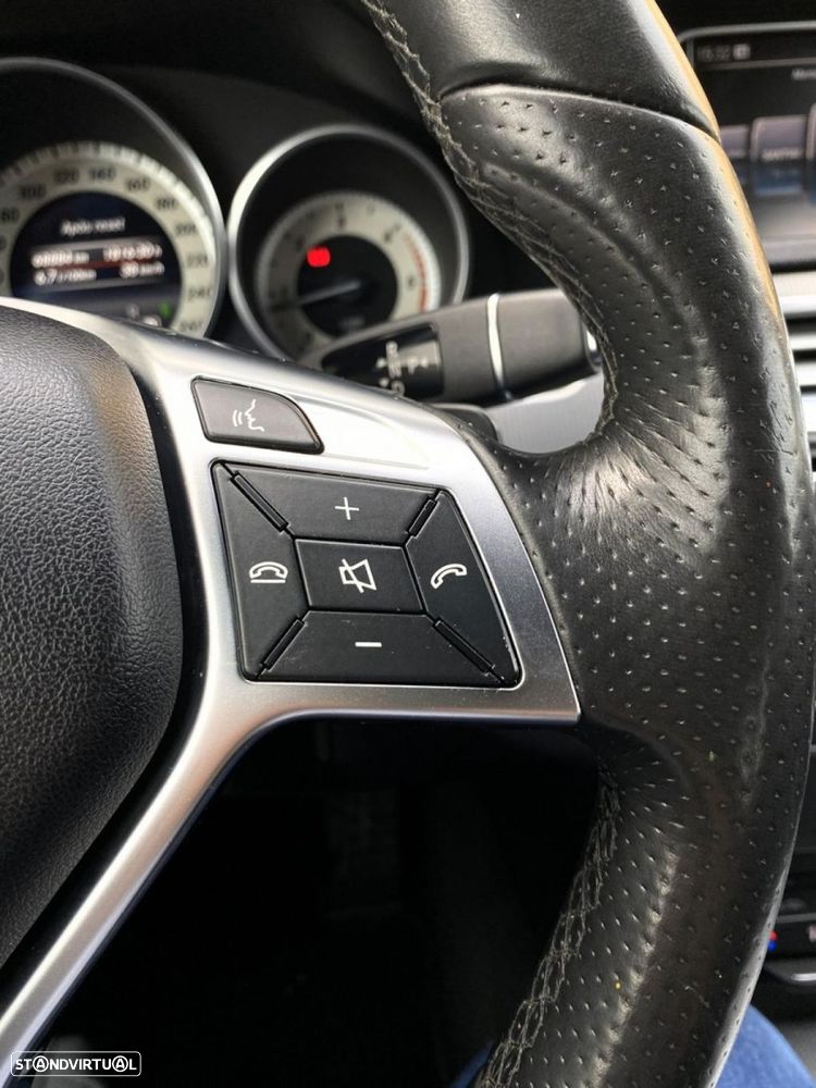 Mercedes-Benz E 300 Bluetec Hybrid Avantgarde - 18