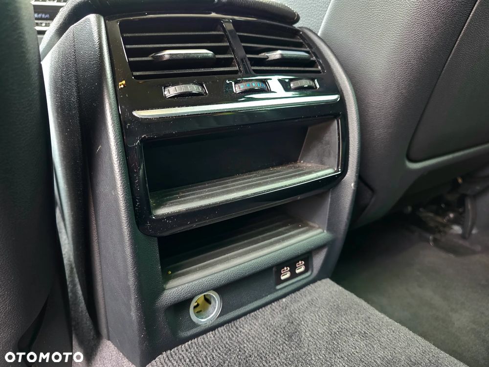 BMW Seria 5 520d mHEV Luxury Line - 26
