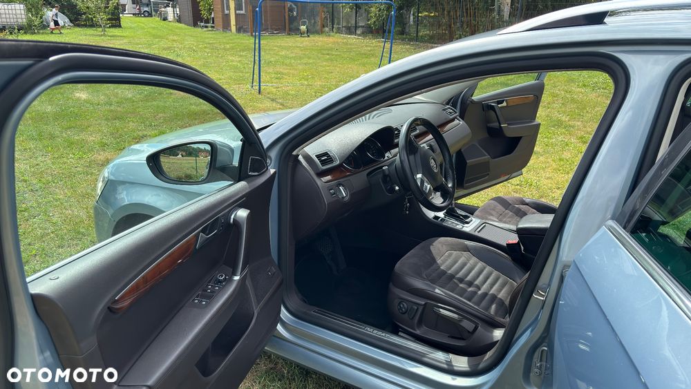Volkswagen Passat 2.0 TDI Highline DSG - 10