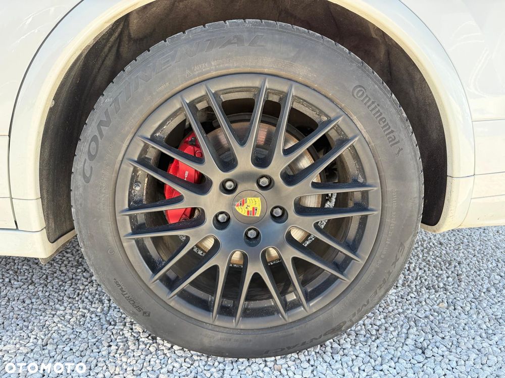 Porsche Cayenne - 10