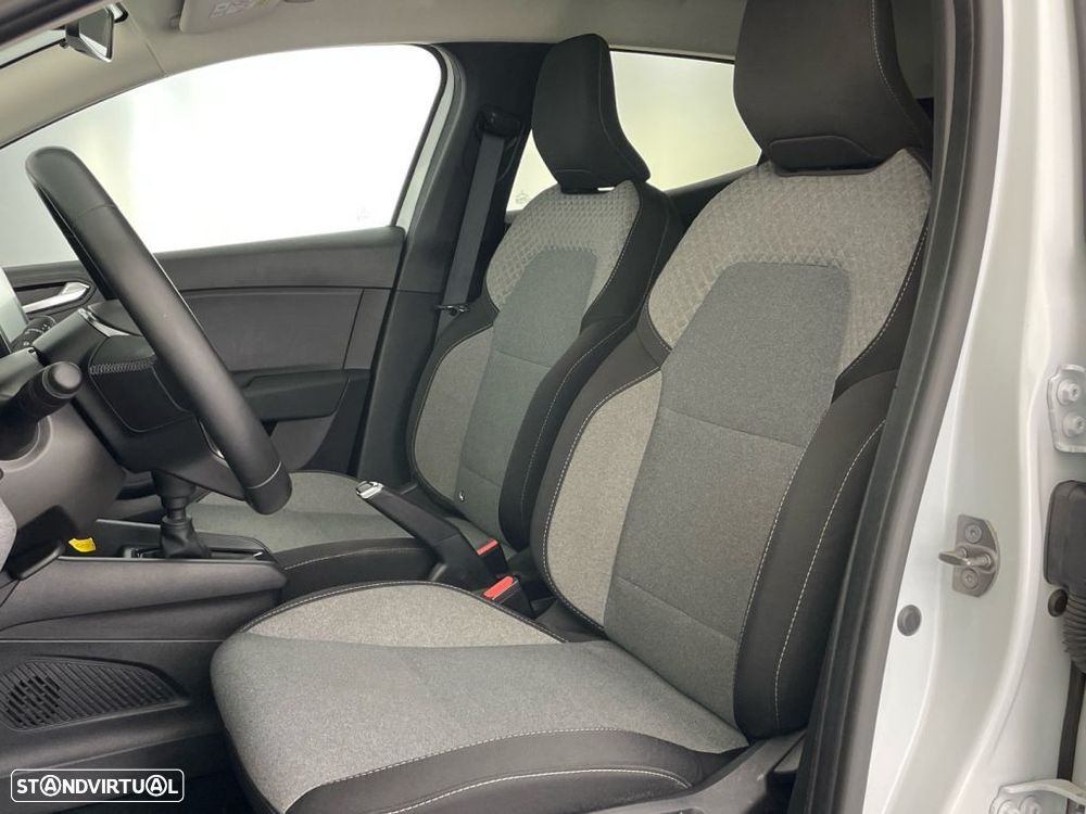 Renault Clio 1.0 TCe Evolution Bi-Fuel - 17