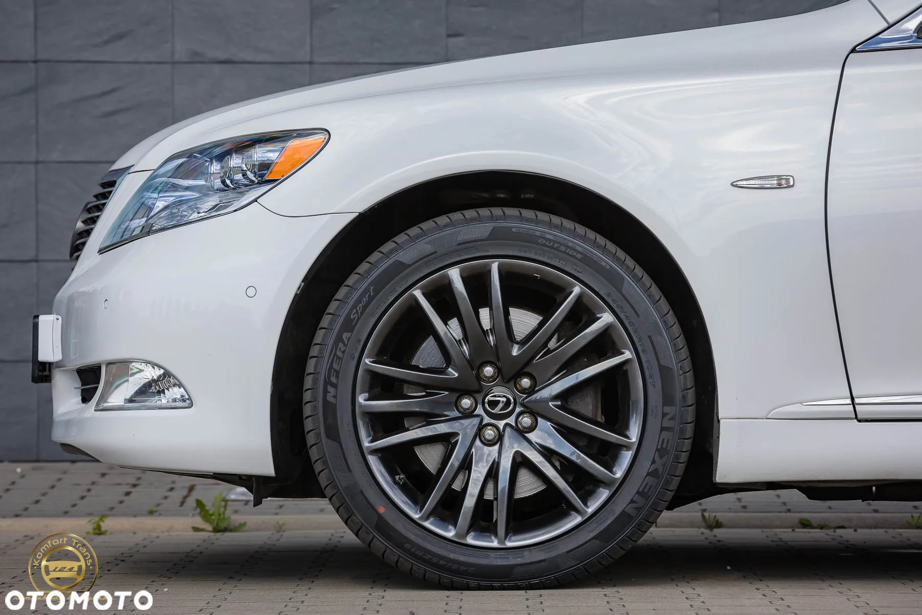 Lexus LS 600h Luxury Line - 8