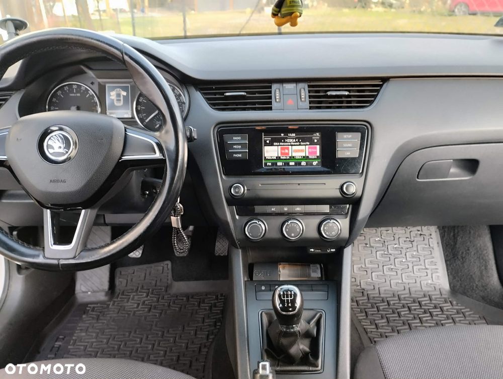 Skoda Octavia 1.6 TDI Ambition - 6