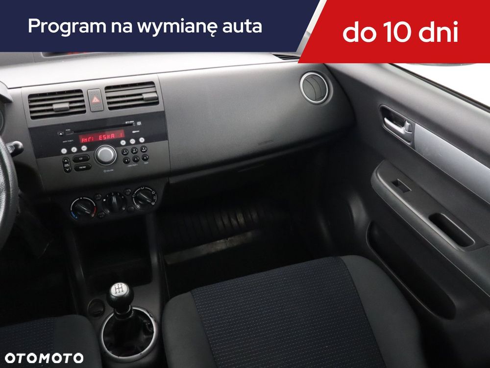 Suzuki Swift - 10