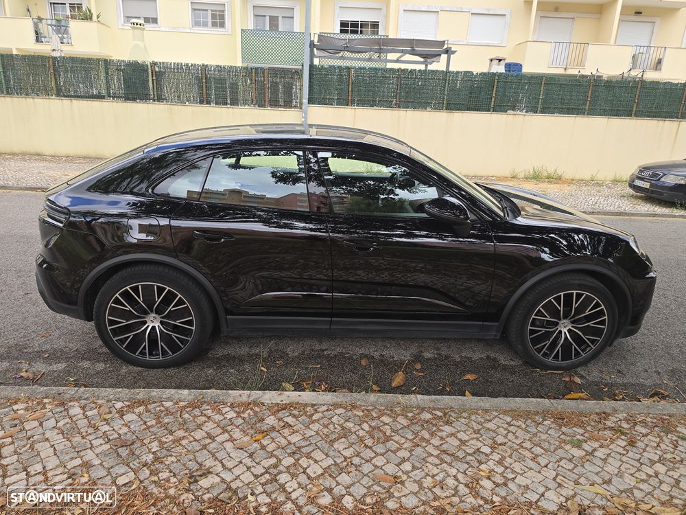 Porsche Macan Electric - 7